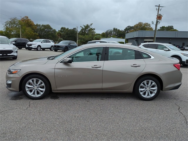 2025 Chevrolet Malibu 1LT photo 4