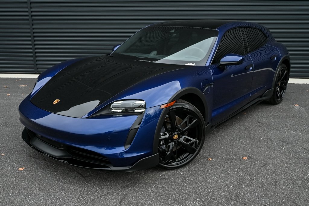 2022 Porsche Taycan Base