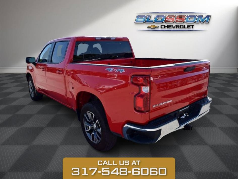 2023 Chevrolet Silverado 1500 LT photo 4