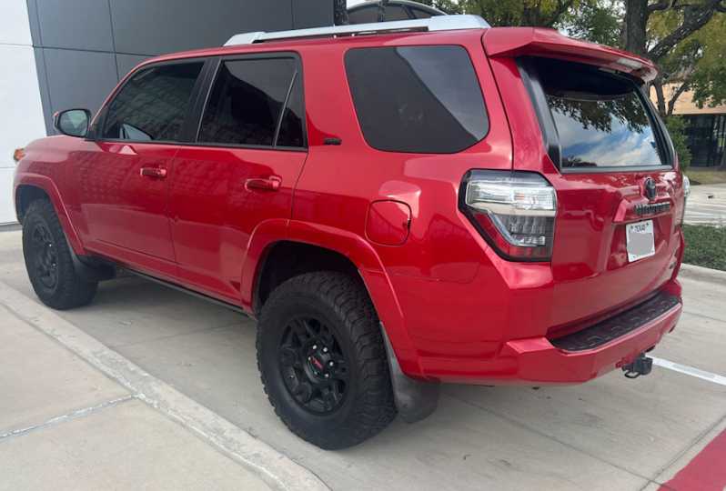2016 Toyota 4Runner SR5 photo 4