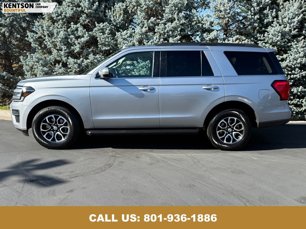 2024 Ford Expedition XLT photo 4