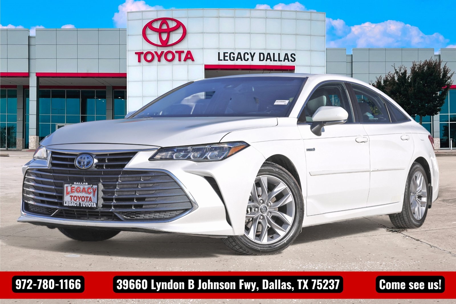 2020 Toyota Avalon XLE's photo