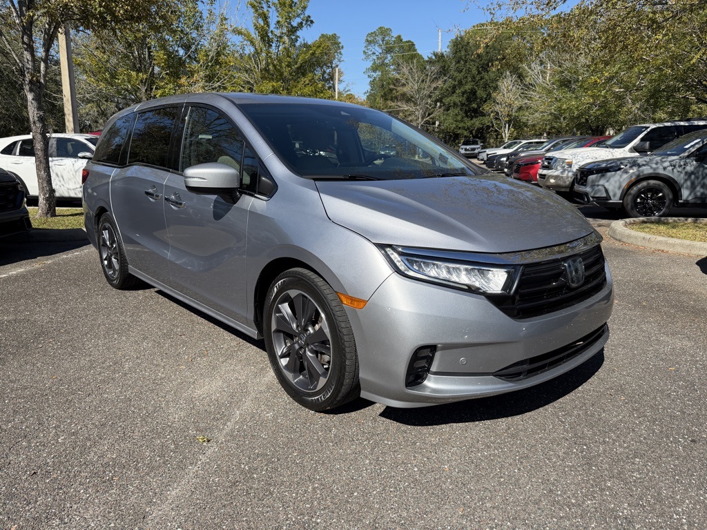 2022 Honda Odyssey Elite's photo