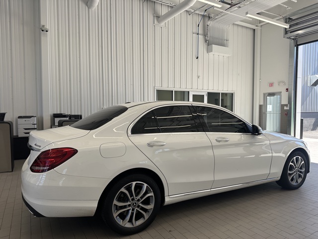 2018 Mercedes Benz C 300 4MATIC photo 3