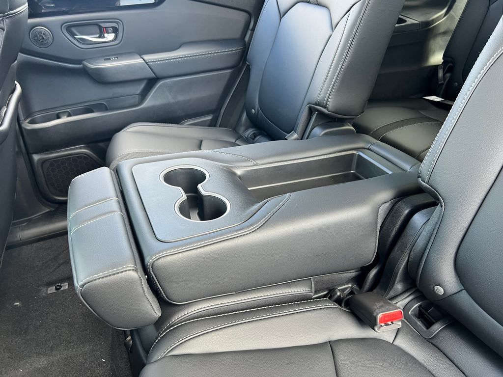 2025 Honda Pilot EX-L photo 39