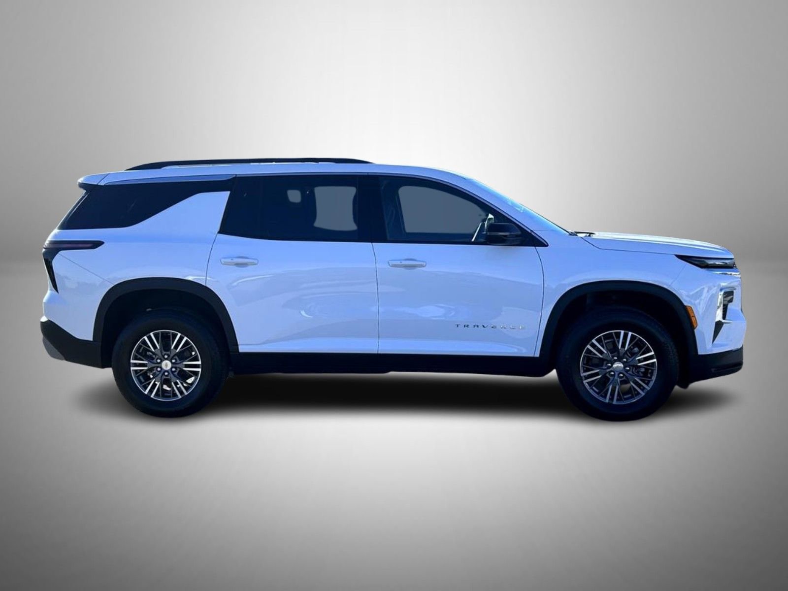 2026 Chevrolet Traverse photo 3