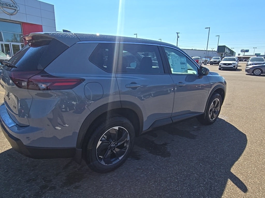 2026 Nissan Rogue SV photo 6