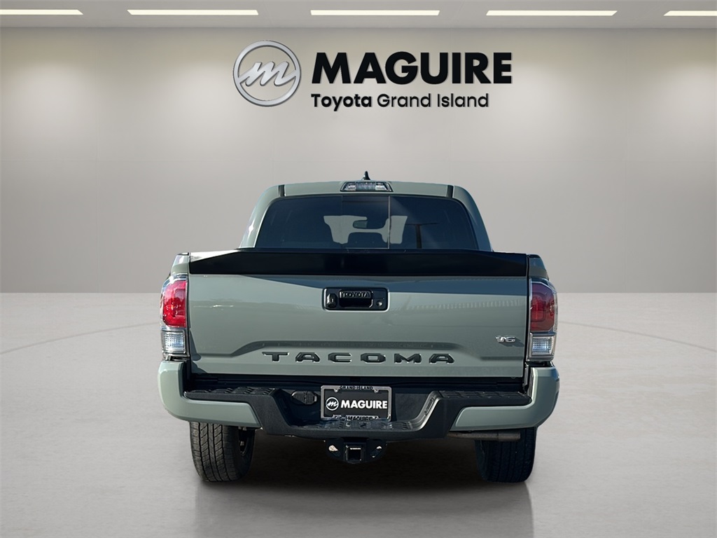 2023 Toyota Tacoma TRD Sport photo 4