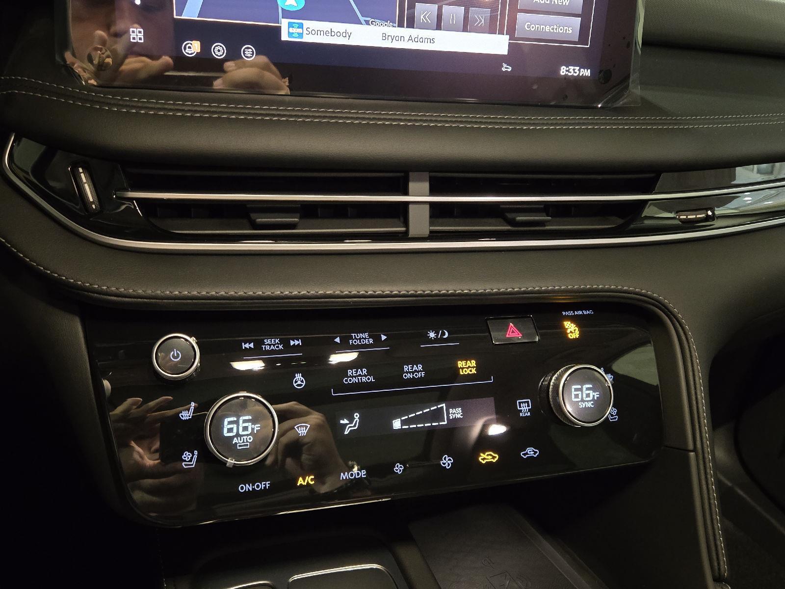 2026 Infiniti QX60 Luxe photo 24