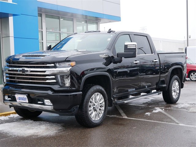Used 2020 Chevrolet Silverado 3500HD High Country with VIN 1GC4YVEY9LF144637 for sale in Roseville, Minnesota