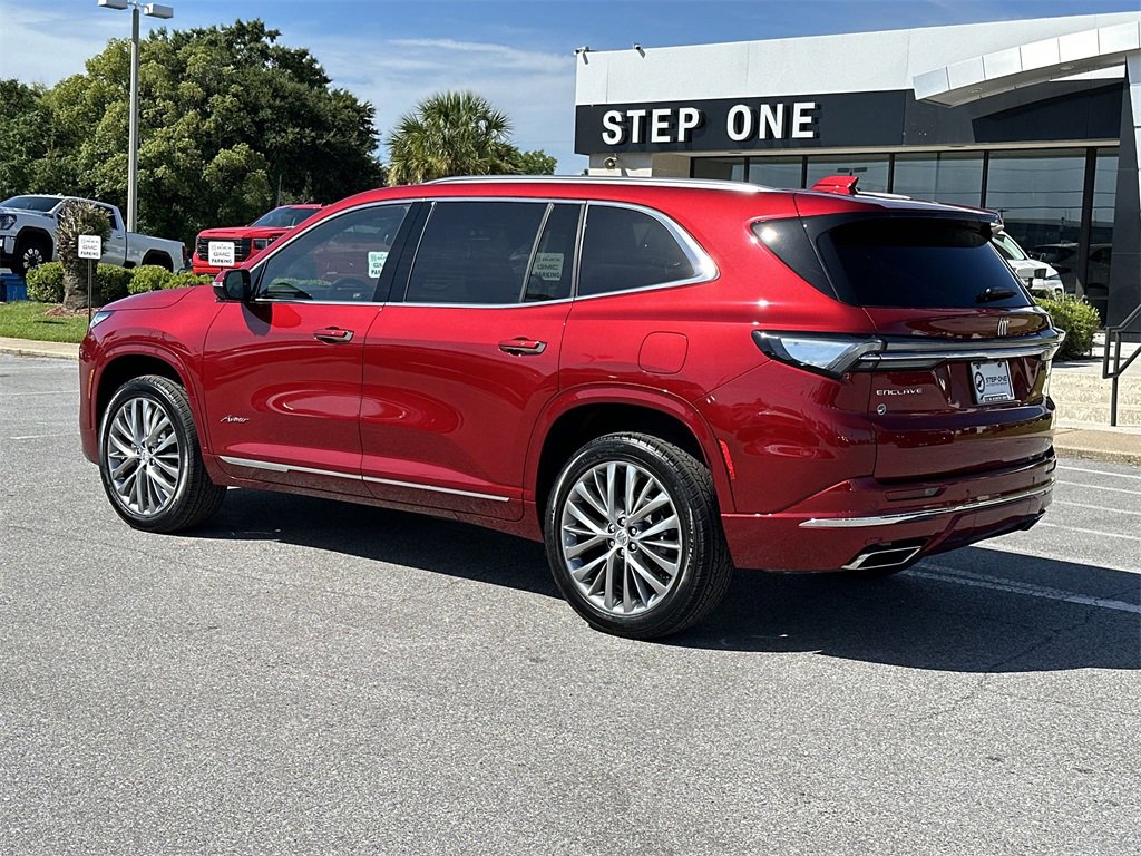 2025 Buick Enclave Avenir photo 4