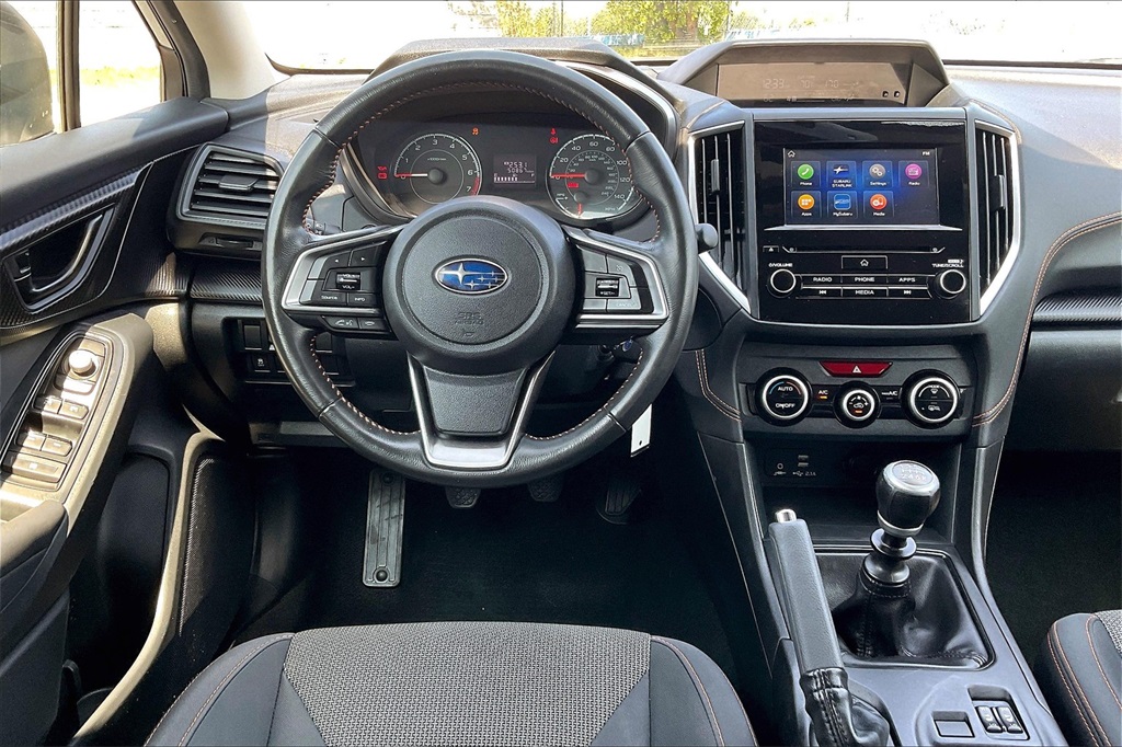2023 Subaru Crosstrek Premium photo 2