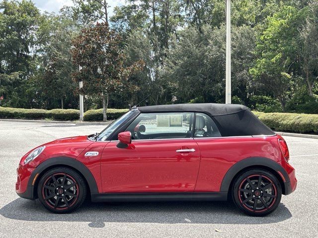 2021 Mini Cooper Convertible S photo 2