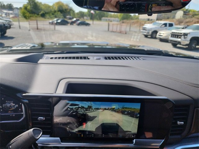 2025 Chevrolet Silverado 3500HD High Country photo 29