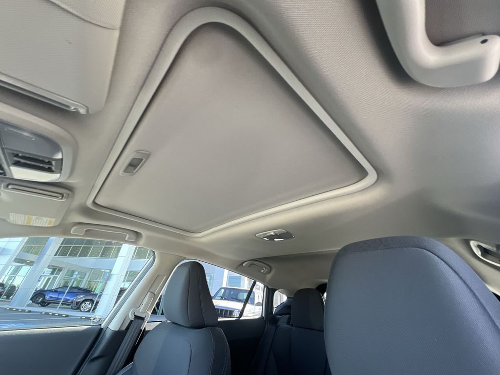 2025 Subaru Crosstrek Premium photo 17