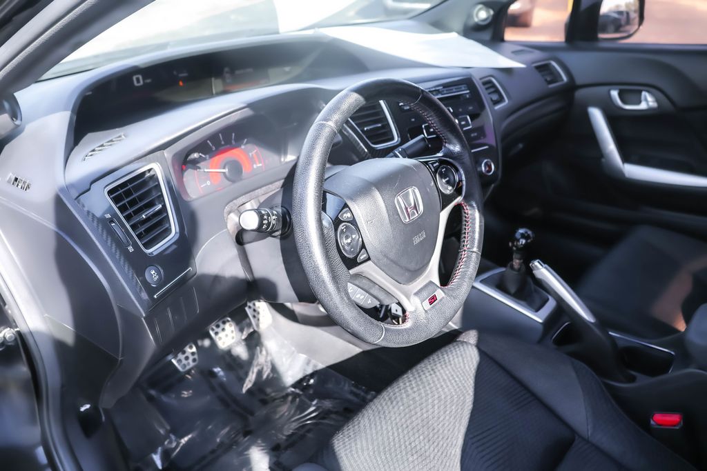 2013 Honda Civic Si photo 3