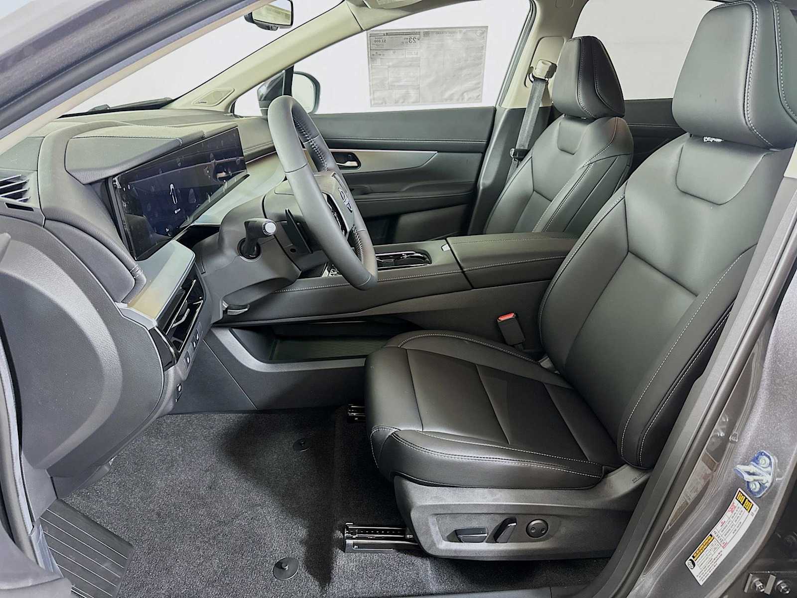 2025 Nissan Murano SL photo 4