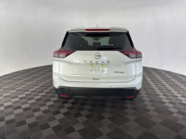 2024 Nissan Rogue SV photo 5
