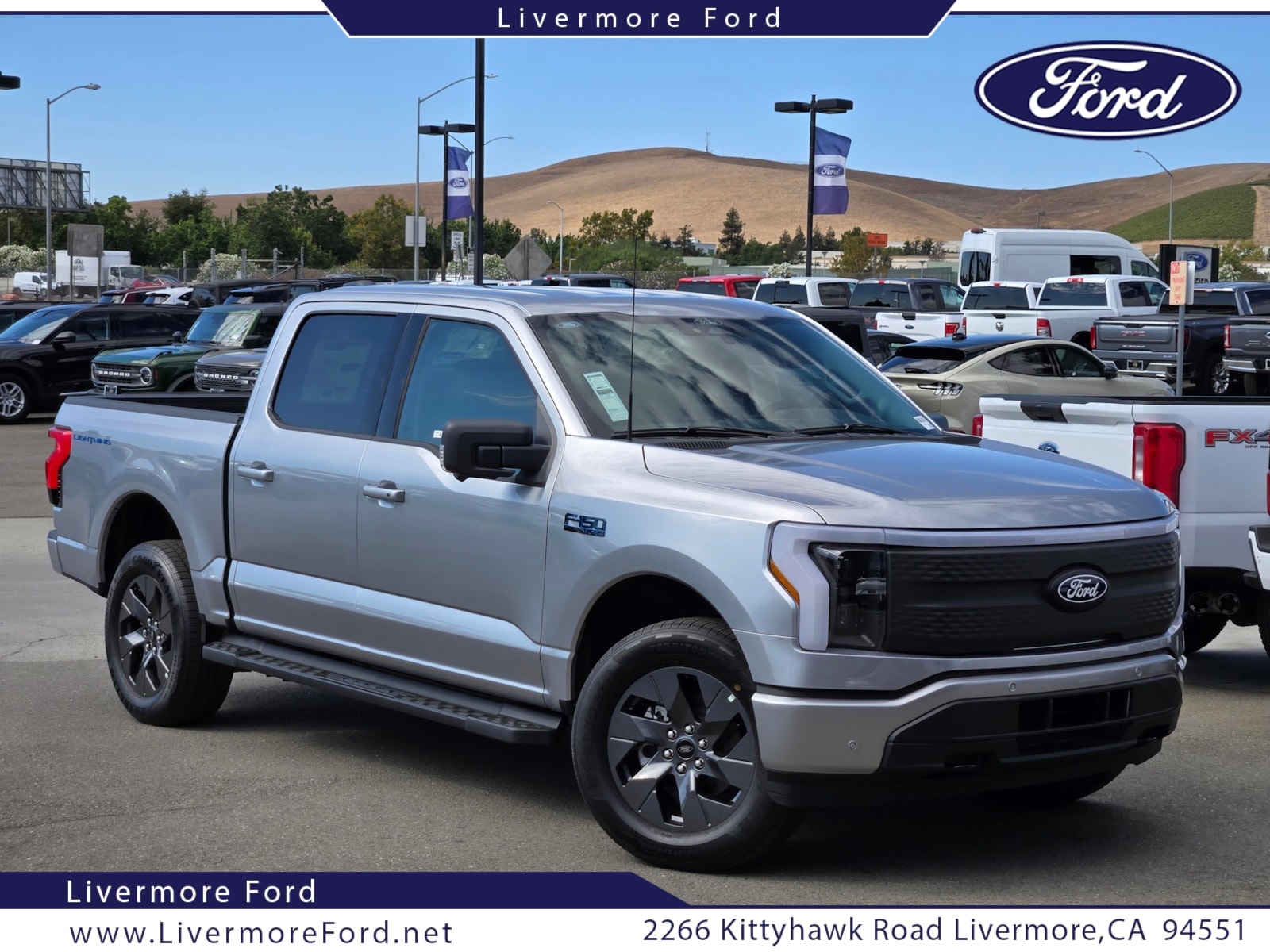2025 Ford F-150 Lightning Flash's photo