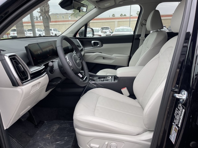 2025 Kia Sorento S photo 13