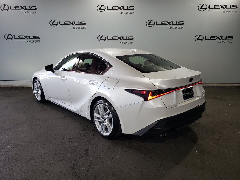 2025 Lexus IS 300 photo 7