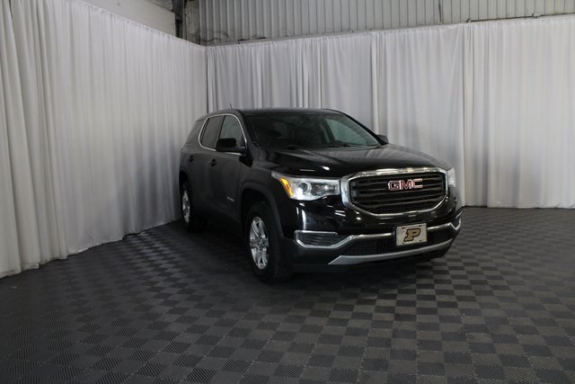 2017 Gmc Acadia SLE photo 2