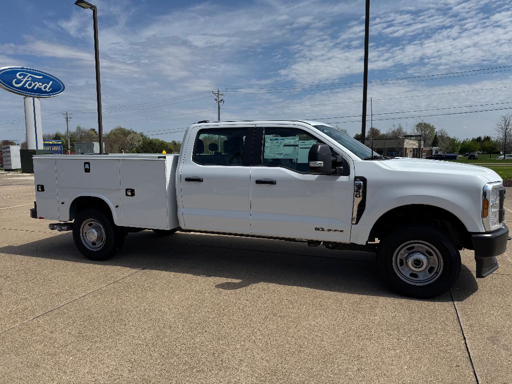 2025 Ford F-350 XL photo 5