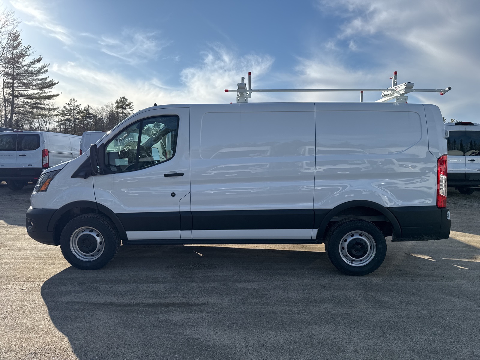 2024 Ford Transit Cargo Van photo 2