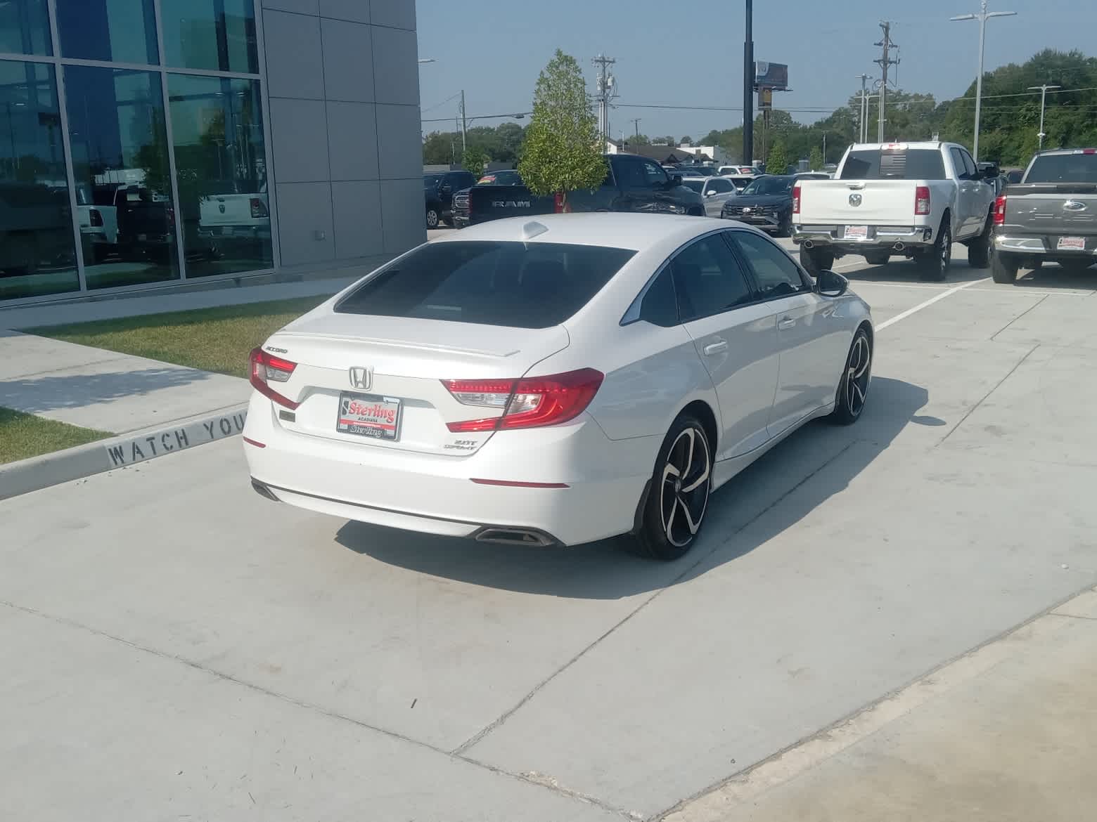 2020 Honda Accord Sport photo 3