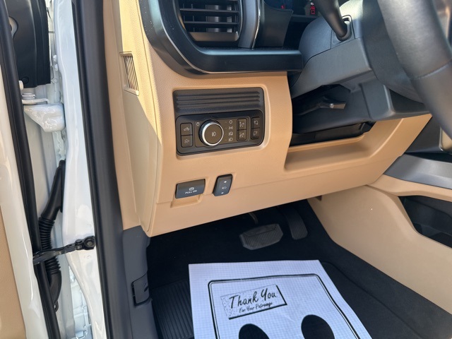 2026 Ford F-350 Lariat photo 33
