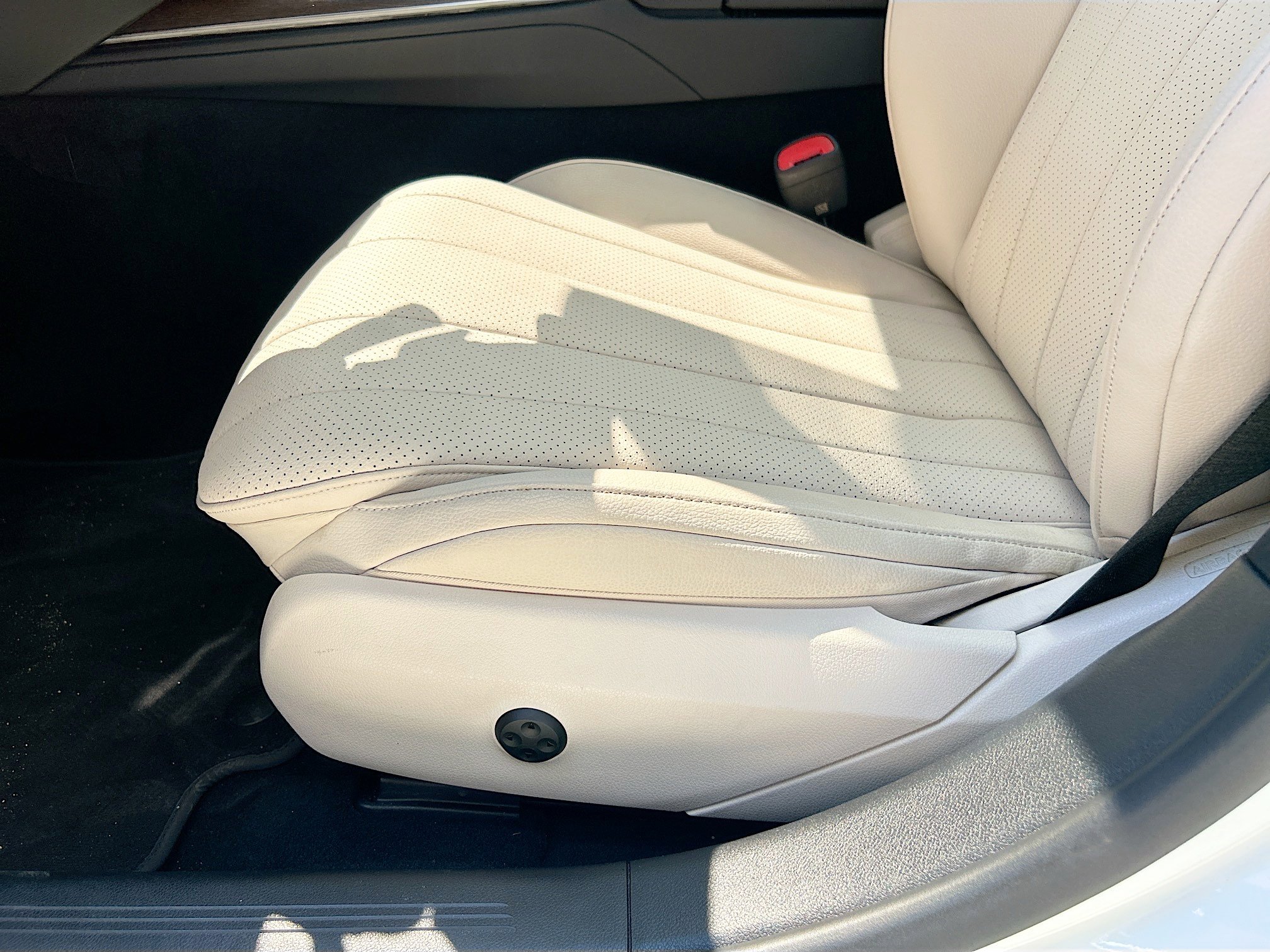 2025 Mercedes Benz E 350 photo 18