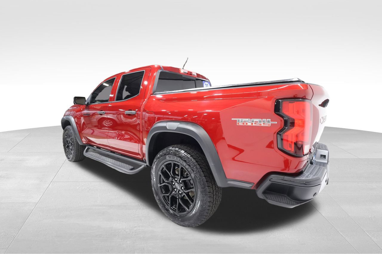 2023 Chevrolet Colorado Trail Boss photo 2