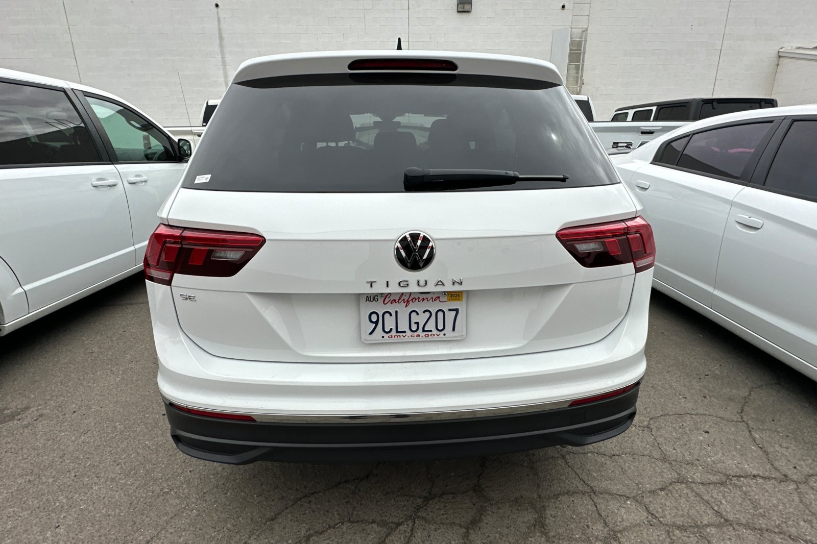 2022 Volkswagen Tiguan SE photo 4