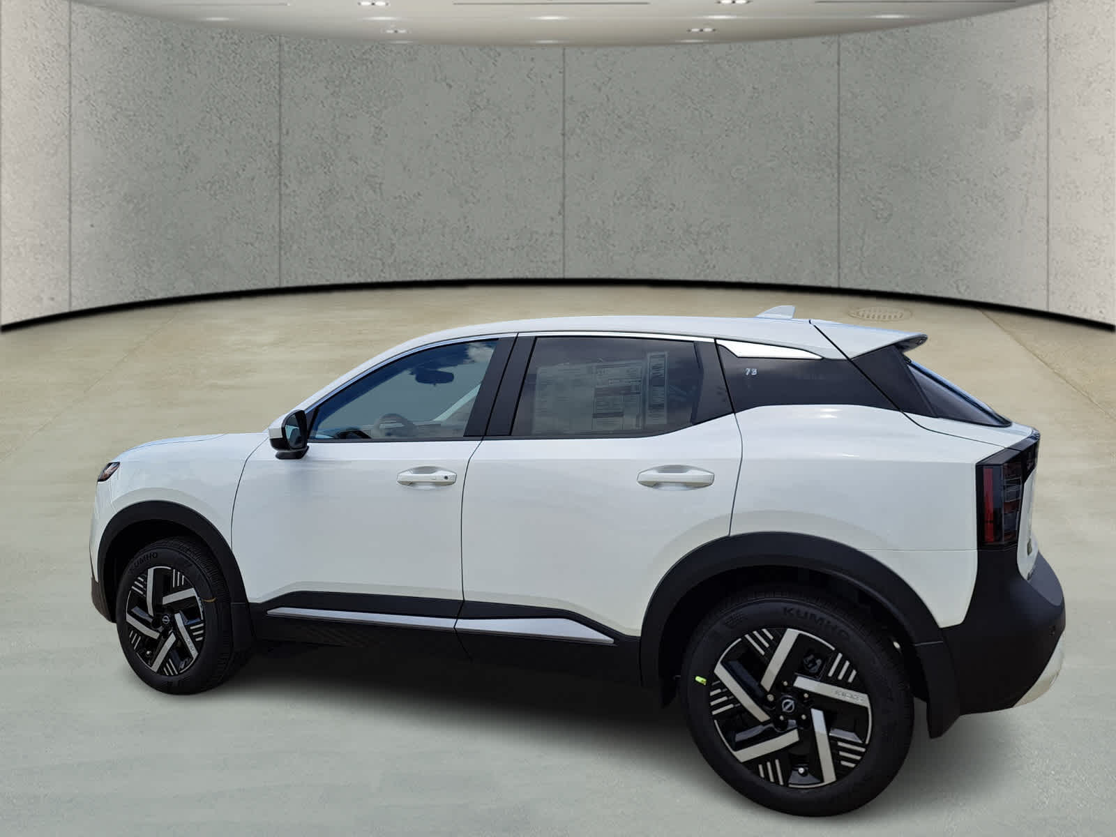 2025 Nissan Kicks SV photo 7
