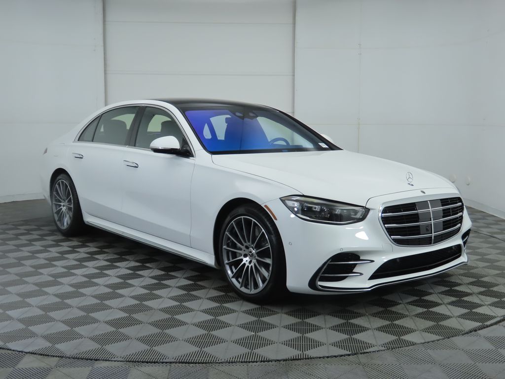 2026 Mercedes Benz S 580 4MATIC photo 2