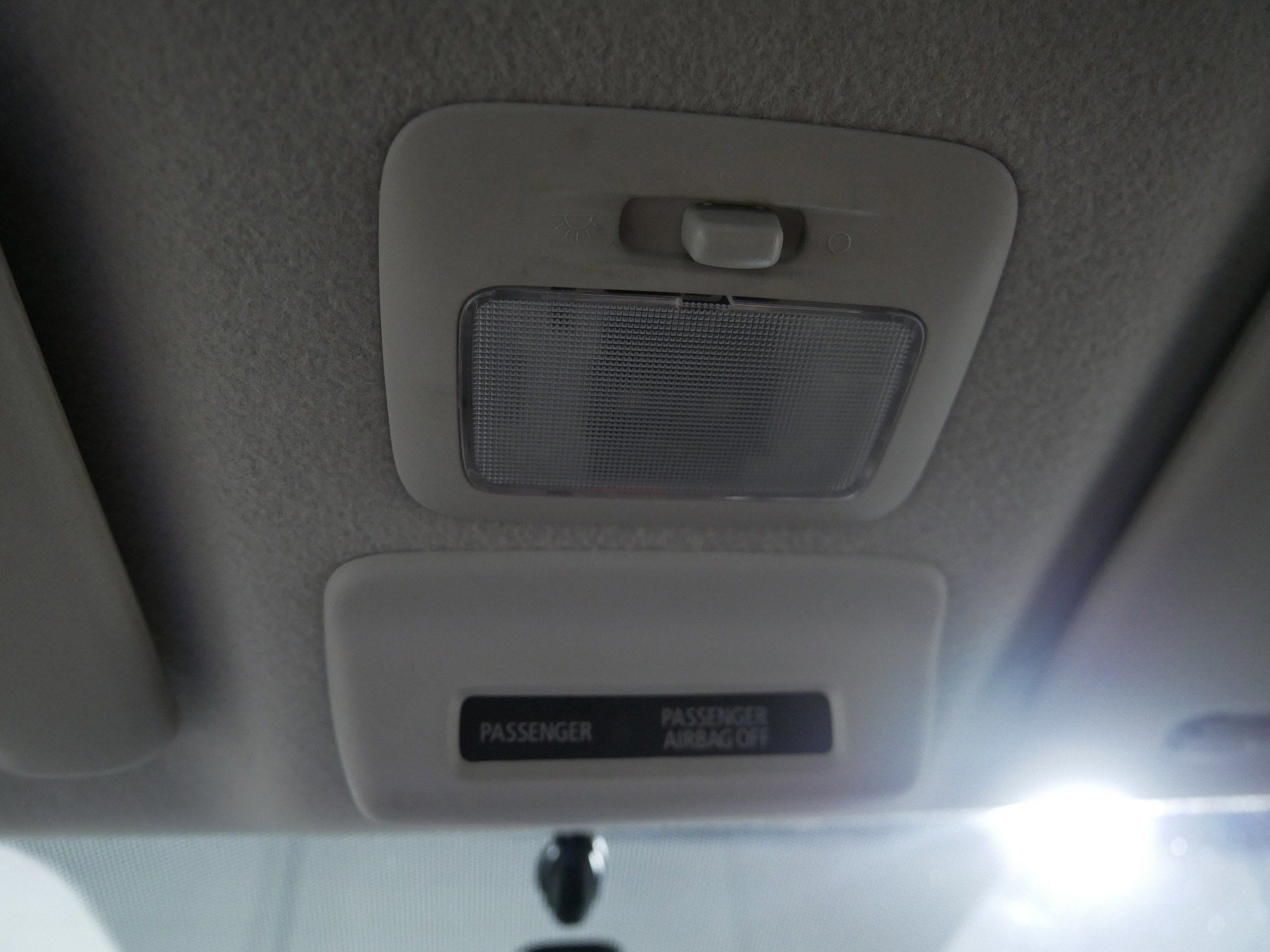 2017 Mitsubishi Mirage ES photo 32