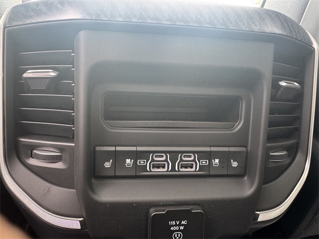 2025 Ram 1500 photo 23