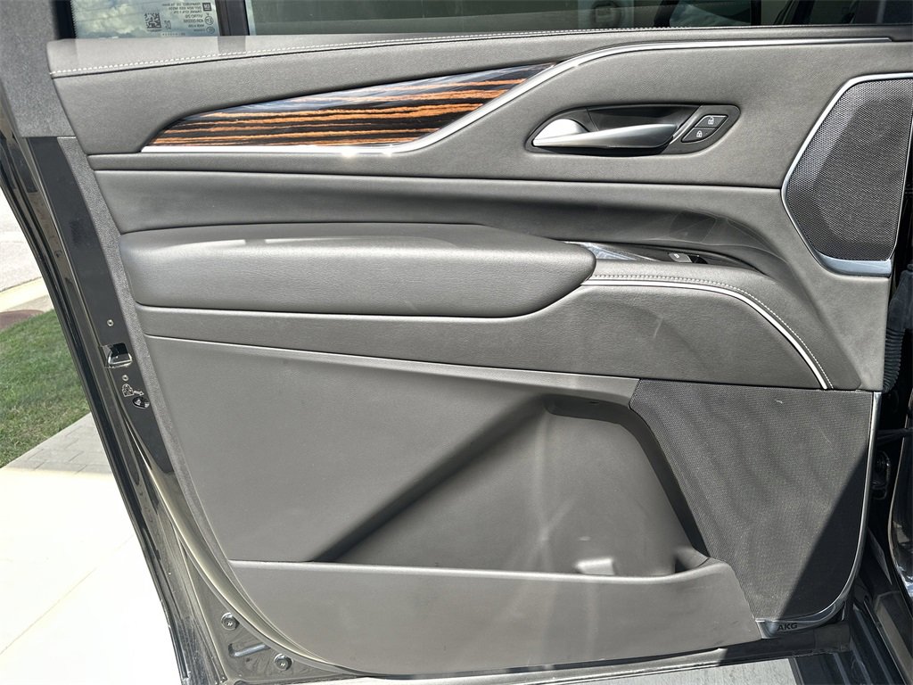 2023 Cadillac Escalade ESV Premium Luxury photo 22