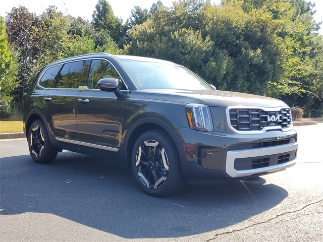 2025 Kia Telluride S photo 2