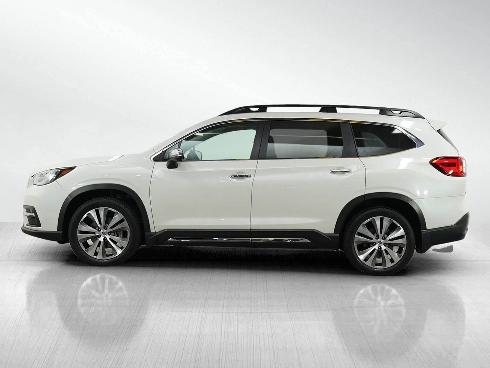 Used 2021 Subaru Ascent Touring with VIN 4S4WMARD6M3469958 for sale in Burnsville, Minnesota