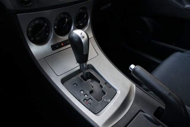 2010 Mazda Mazda3 Sport photo 6
