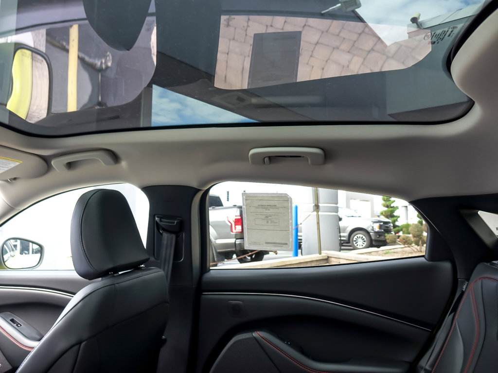 2025 FORD MUSTANG MACH-E - Image 10