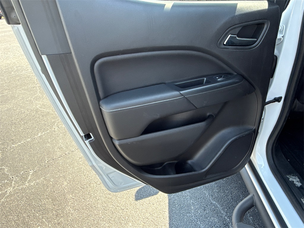 2016 Gmc Canyon SLE photo 19