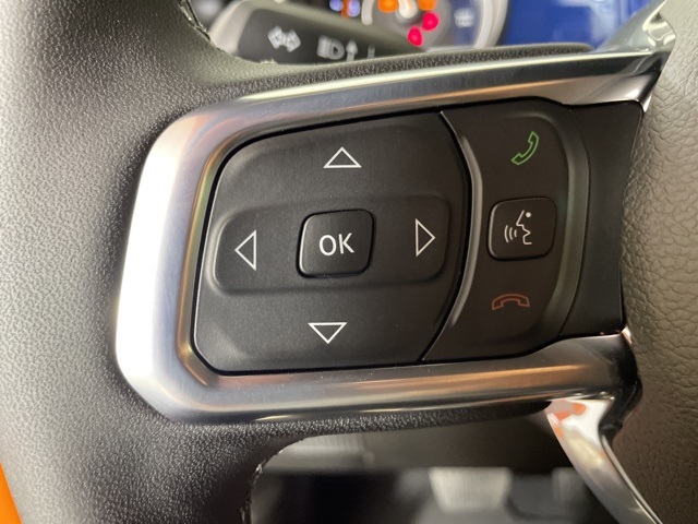 2025 Jeep Wrangler Sahara photo 23