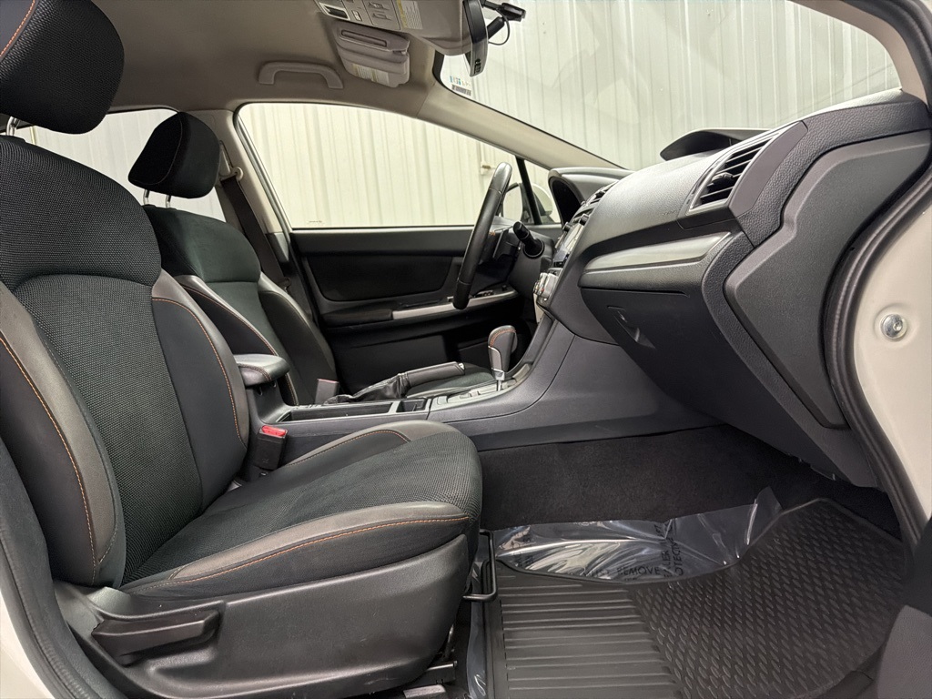 2017 Subaru Crosstrek 2.0i Premium photo 27