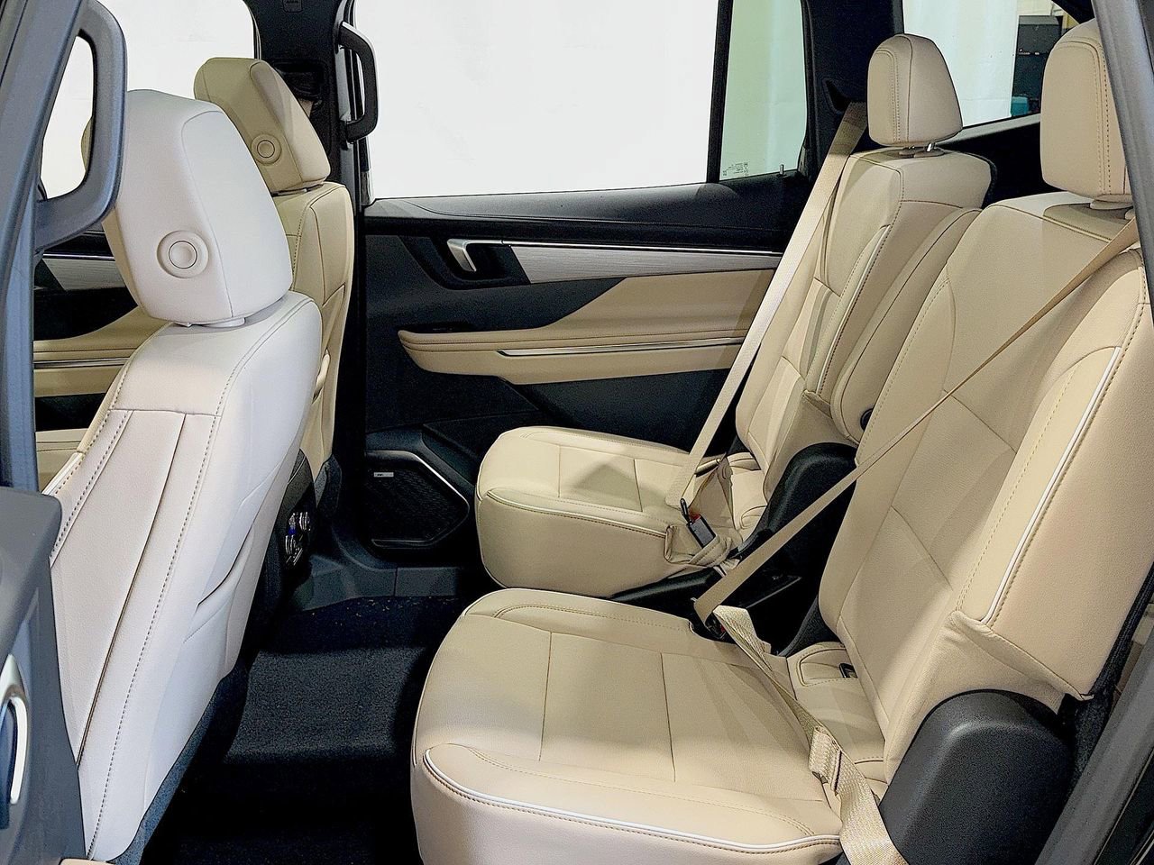 2026 Buick Enclave Preferred photo 19