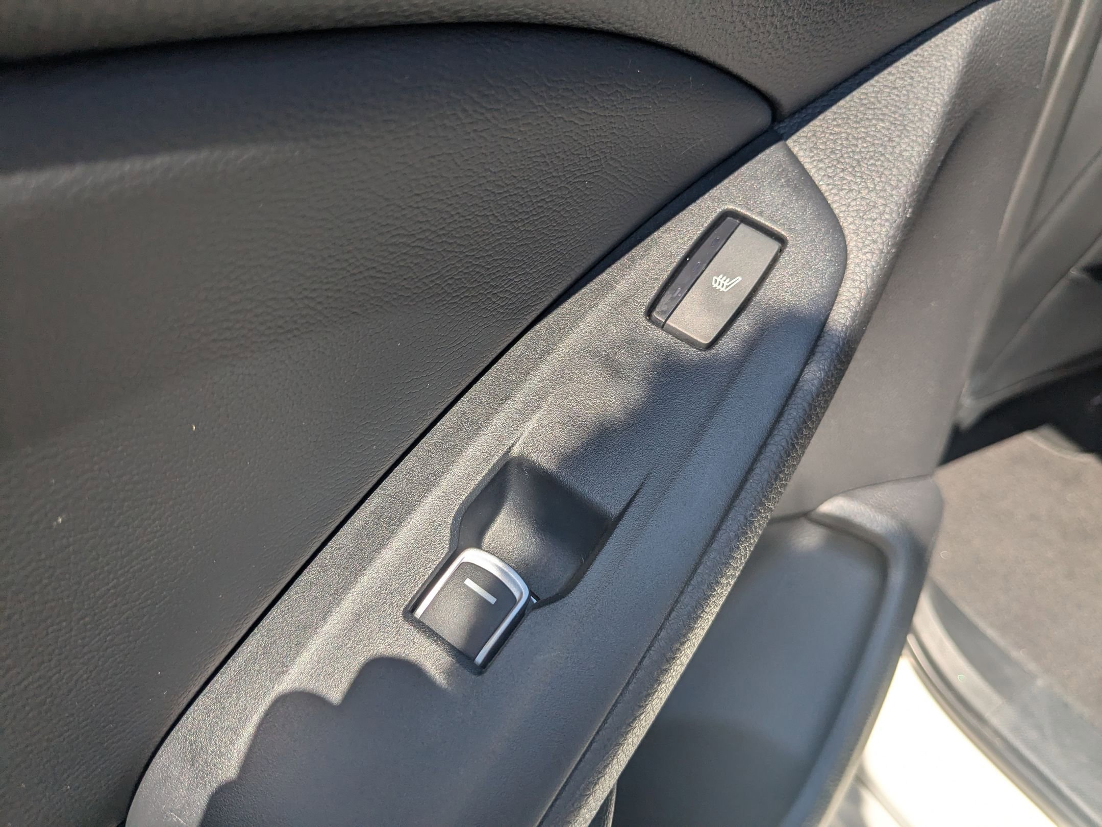 2018 Honda Accord Touring 2.0T photo 25