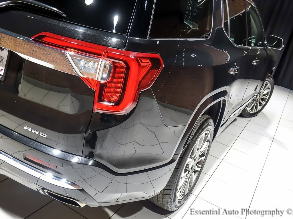 2023 GMC ACADIA - Image 9