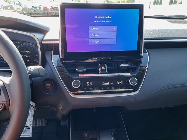 2026 Toyota Corolla Cross XLE photo 13