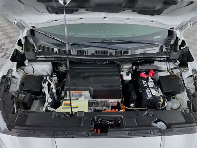 2021 Nissan Leaf SV photo 28